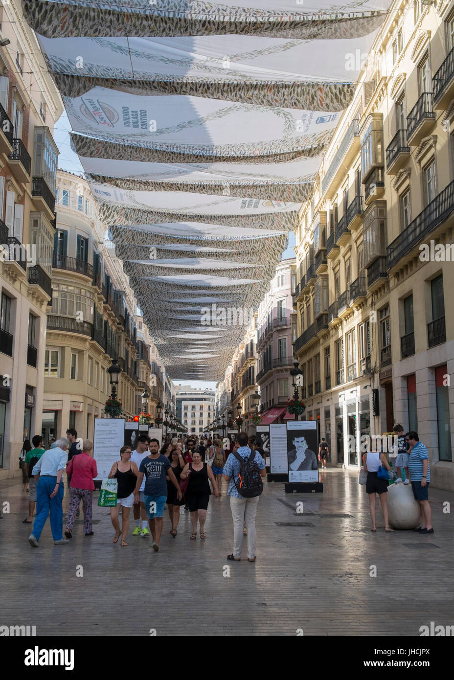 Calle Marques de Larios. Haupteinkaufsstraße in Malaga, Costa Del Sol, Andalusien, Spanien. Stockfoto