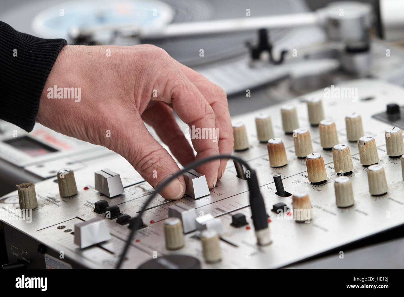 DJ-mixing Lp Vinyl-Schallplatten Stockfoto