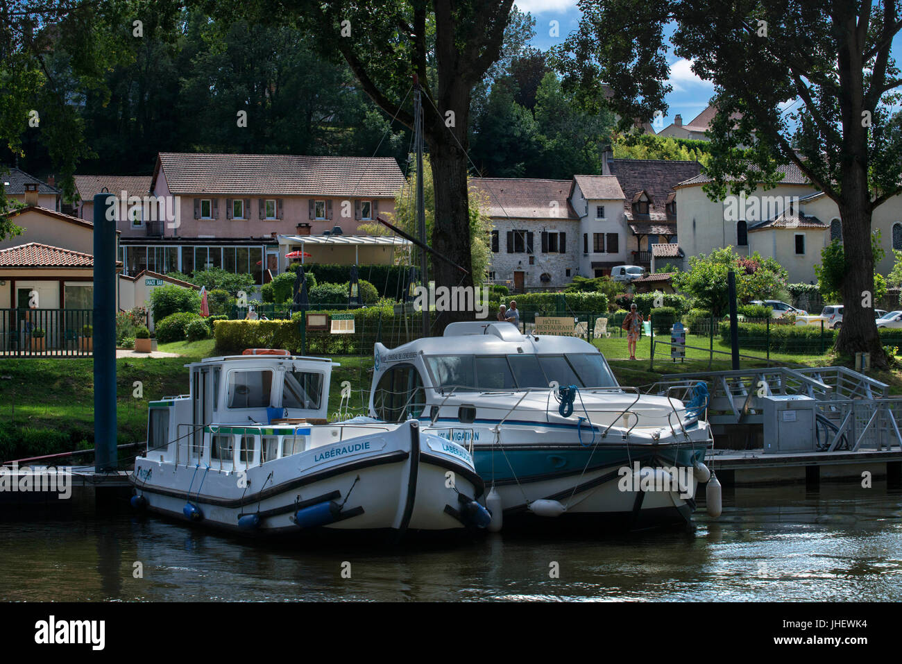 Fluviale Tourismus auf den Fluss Lot in Bouzies, dem Lot, Frankreich. Stockfoto