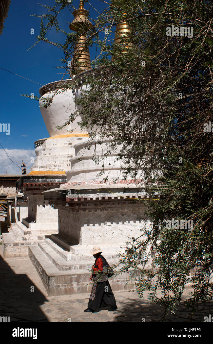 Stupas innen Tashilumpo Kloster in Shigatse, Tibet, China Stockfoto