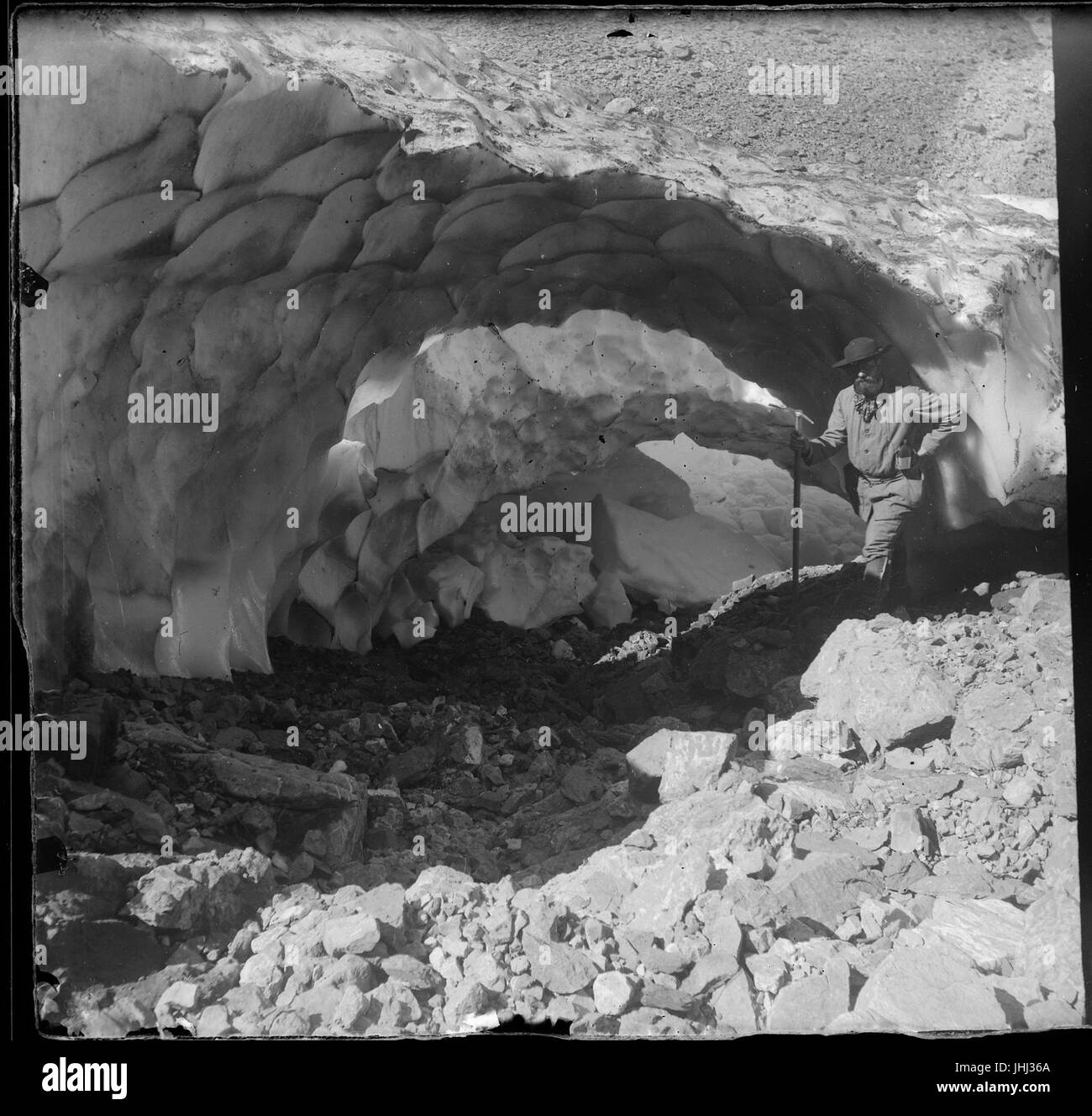 Gavarnie - Fabre Sous le Pont de Neige - Fonds Trutat - MHNT. PHa.89.G.018 Stockfoto