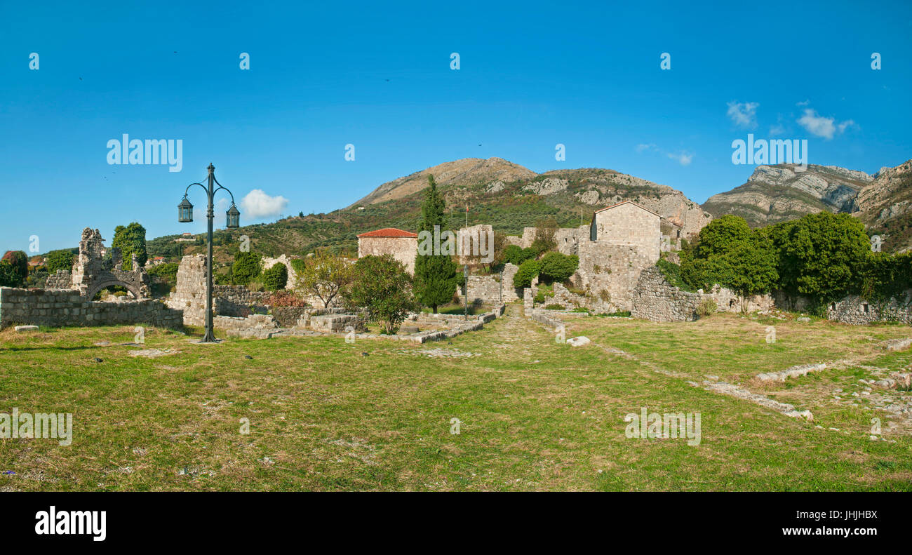 Blick auf Stari Bar Stadt Ruinen und Berge, Bar, Montenegro Stockfoto