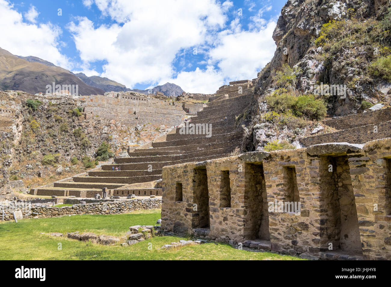 Inkaruinen von Ollantaytambo und Terrassen - Ollantaytambo, Heiliges Tal, Peru Stockfoto