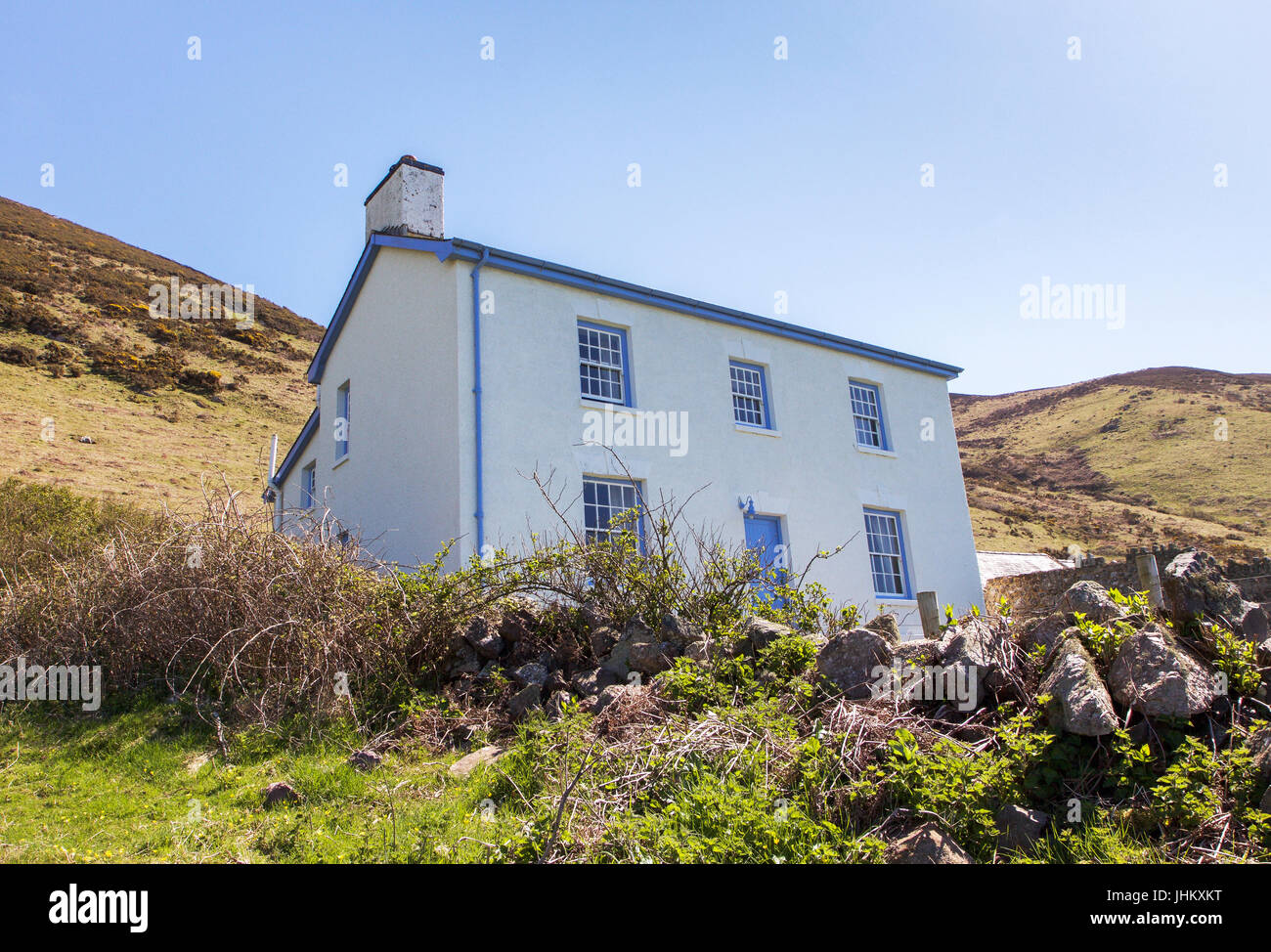 Weiße idyllische Cottage in Wales Stockfoto