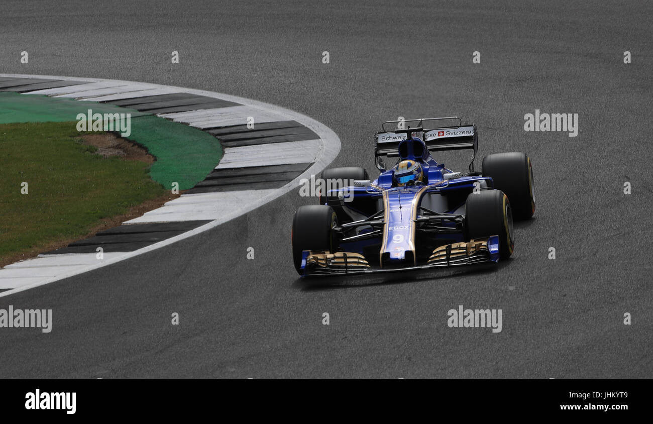 Sauber's Marcus Ericsson beim zweiten Training des Grand Prix von Großbritannien 2017 auf dem Silverstone Circuit, Towcester. DRÜCKEN SIE VERBANDSFOTO. Bilddatum: Freitag, 14. Juli 2017. Siehe PA Story AUTO British. Bildnachweis sollte lauten: Tim Goode/PA Wire. Stockfoto