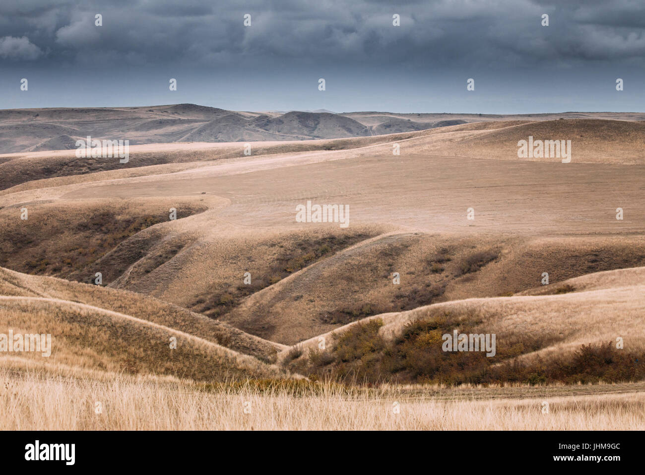 Gareja Wüste, Kachetien Region, Georgia. Herbst-Landschaft in der Nähe von Sagarejo Gemeinde Kakheti Region. Stockfoto