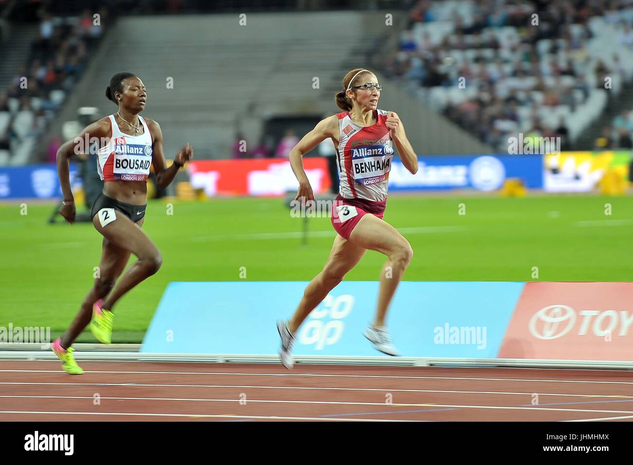 Sanaa Benhama (MAR) gewinnt das Damen-1.500 m T13-Finale. Para Leichtathletik-Weltmeisterschaften. London-Olympia-Stadion. Queen Elizabeth Olympic Park. Stratford. London. VEREINIGTES KÖNIGREICH. 14.07.2017. Bildnachweis: Sport In Bilder/Alamy Live-Nachrichten Stockfoto