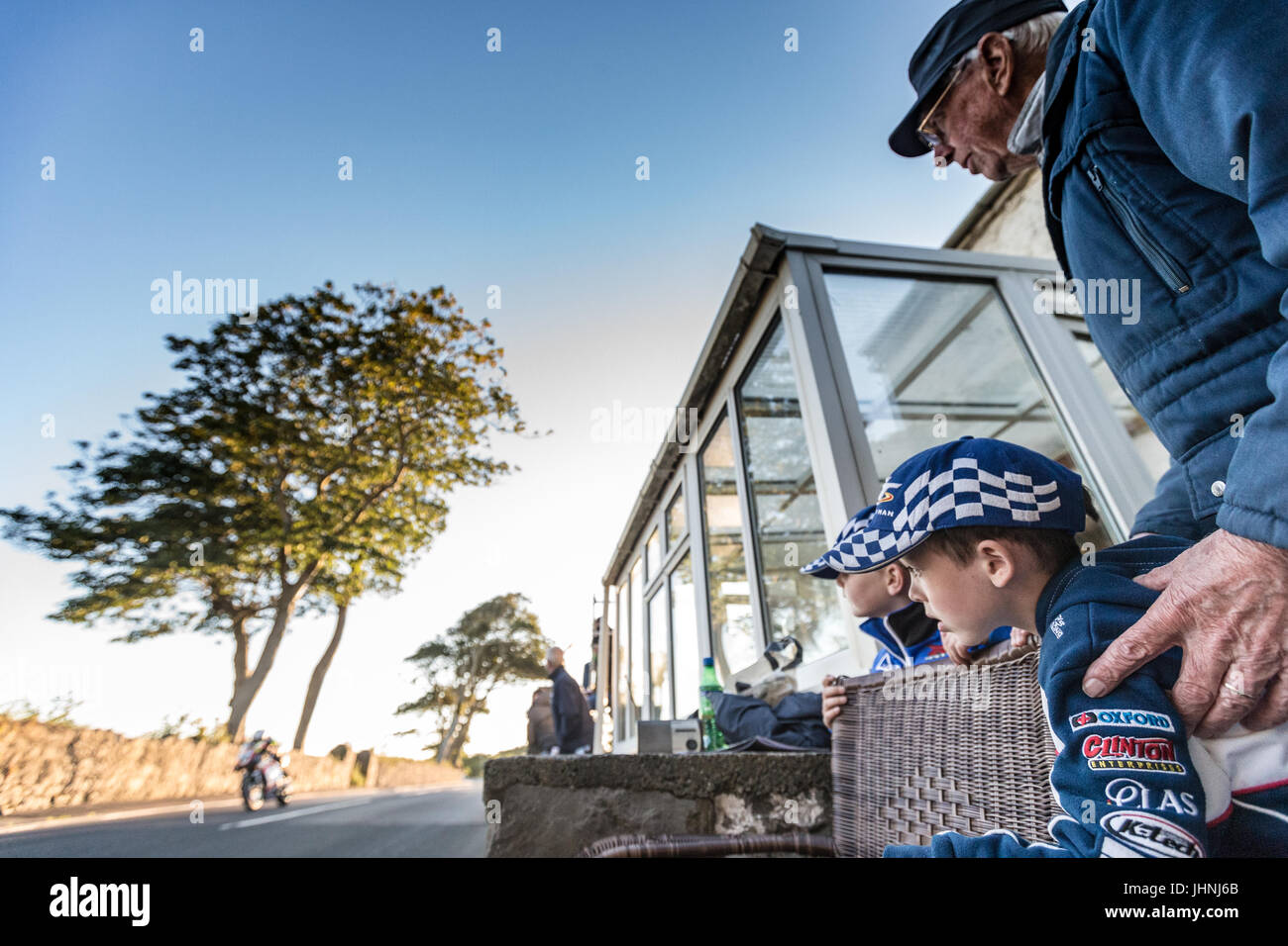Road Racing Aktion aus dem südlichen 100 2017, Insel Man Fahrer wie Dean Harrison, Michael Dunlop und Dan kneen konkurrieren auf dem billown Anschluss Stockfoto