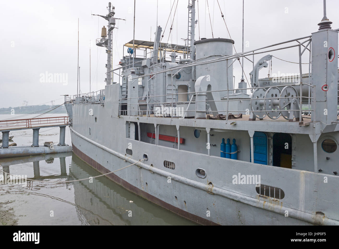 USS Pueblo günstig auf die potong Fluss, Pjöngjang, als Trophäe nach seiner Gefangennahme durch Nordkoreanische Seestreitkräfte. Pyongyang, Nordkorea / Nordkorea Stockfoto