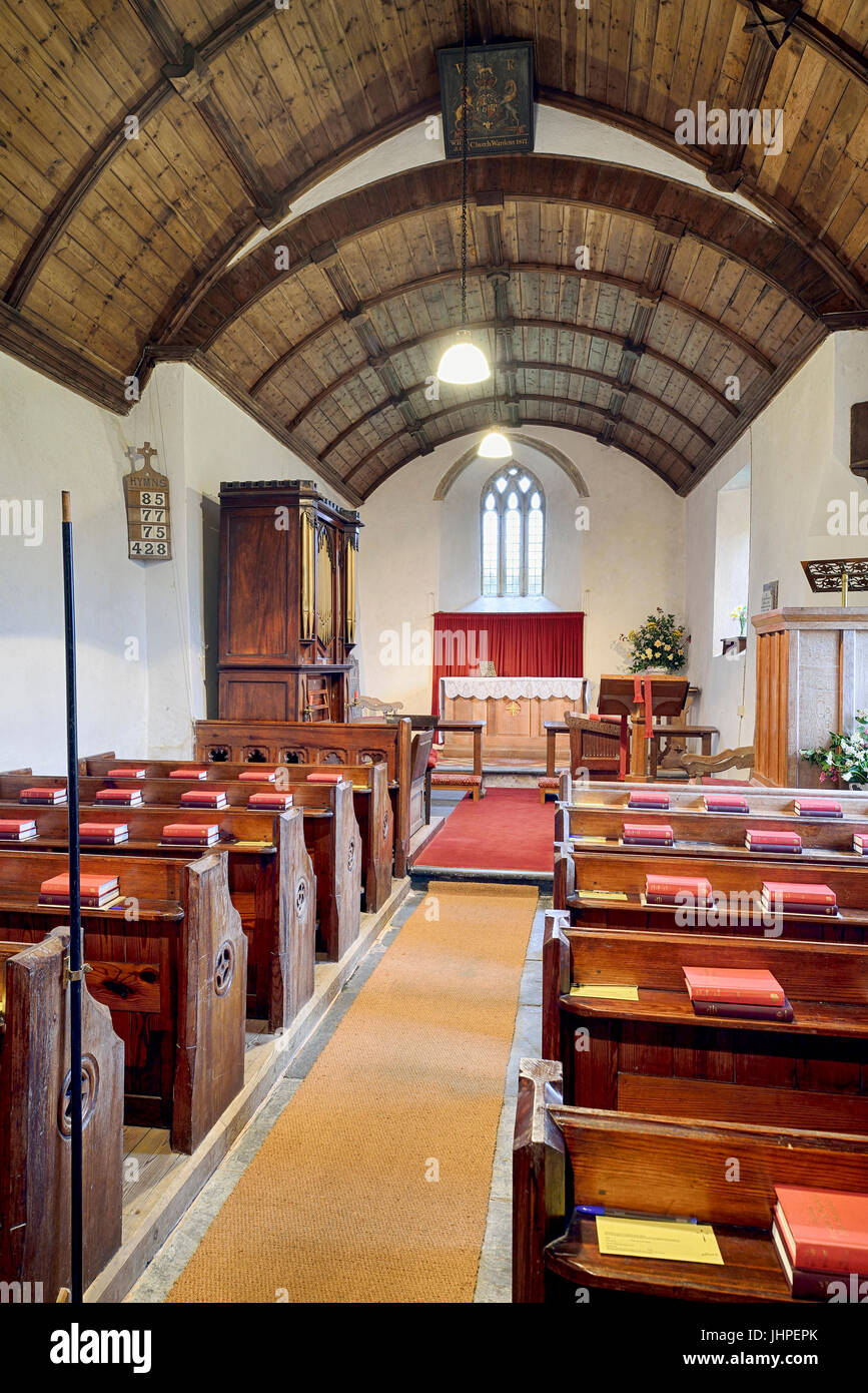 St. Giles Kirche, Hawkridge, Exmoor, Somerset Kirchenschiff & Altar Stockfoto