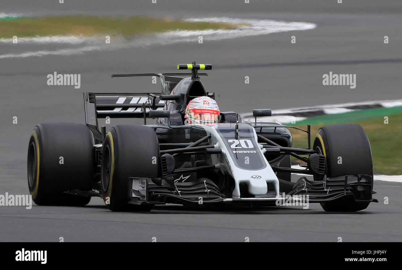 Haas' Kevin Magnussen im zweiten Training des 2017 British Grand Prix in Silverstone, Towcester. PRESSEVERBAND Foto. Bild Datum: Freitag, 14. Juli 2017. Siehe PA Geschichte AUTO Briten. Bildnachweis sollte lauten: Tim Goode/PA Wire. Einschränkungen: Nur zur redaktionellen Verwendung. Kommerzielle Nutzung mit vorheriger Zustimmung von Teams. Stockfoto
