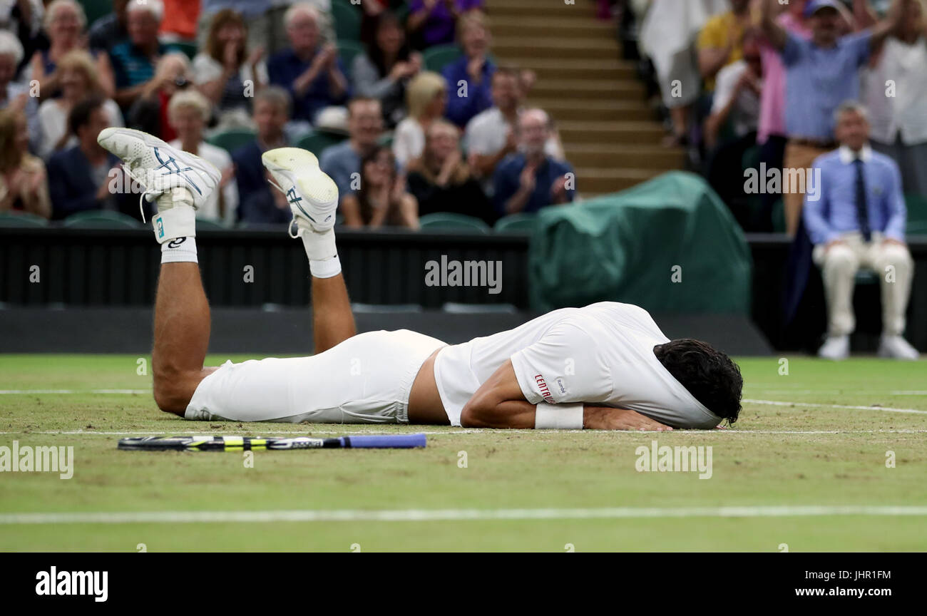 Marcelo Melo feiert gewann die Herren-Doppel-Finale mit Lukasz Kubot (aus Bild) am Tag zwölf der Wimbledon Championships im The All England Lawn Tennis and Croquet Club, Wimbledon. Stockfoto