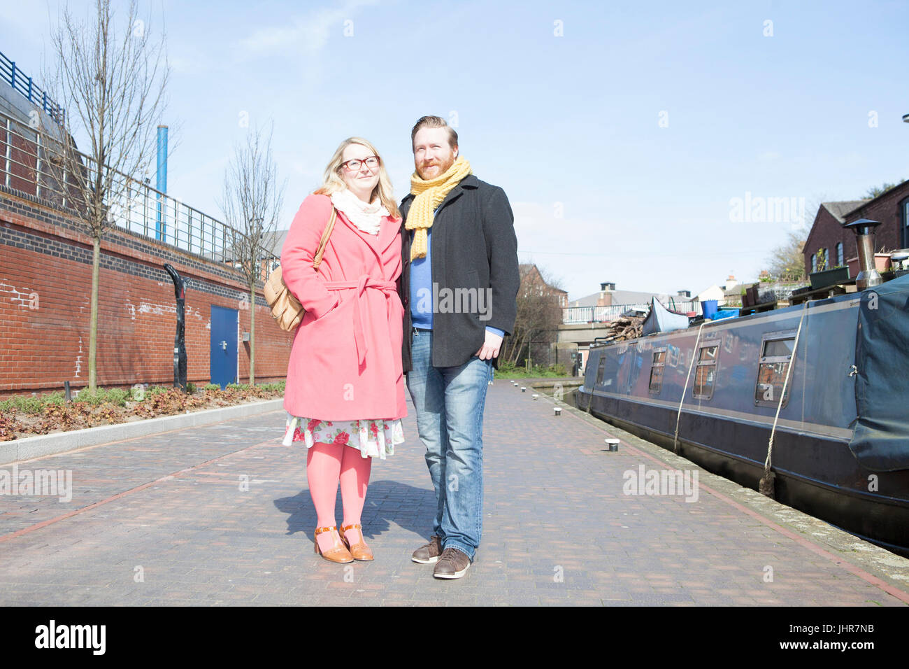 Menschen zu Fuß die Kanäle von Birmingham, West Midlands, Großbritannien Stockfoto