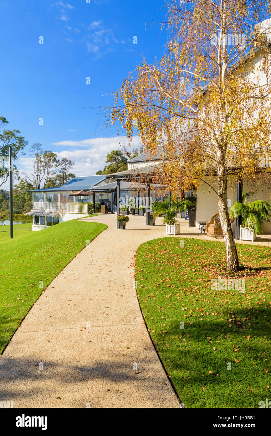 Aravina Estate Winery Restaurant Kellertür in der Margaret River Region von Western Australia, Yallingup, Australien Stockfoto