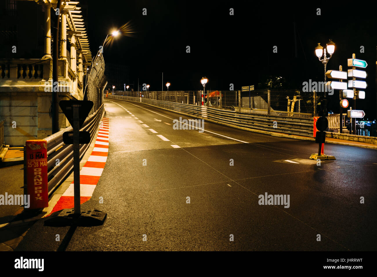 Die Straßen von Monte Carlo, die Nacht vor dem großen Formel1-Rennen. Stockfoto