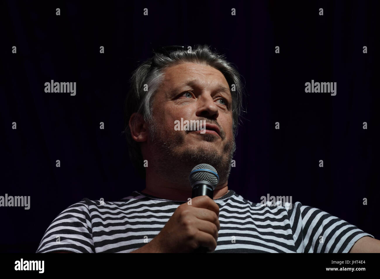 Suffolk, UK. 15. Juli 2017. Richard Herring die live auf der Bühne der Komödie auf dem 2017 Latitude Festival in Henham Park, Southwold in Suffolk. Foto: Samstag, 15. Juli 2017. Bildnachweis sollte lauten: Roger Garfield/Alamy Live News. Stockfoto