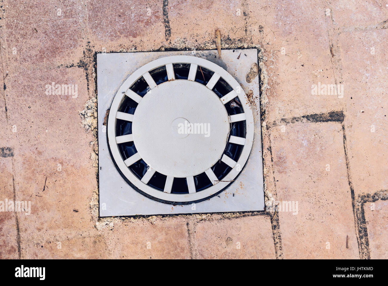 Schacht Abdeckung Drainage System Entwasserung In Der Nahe Von