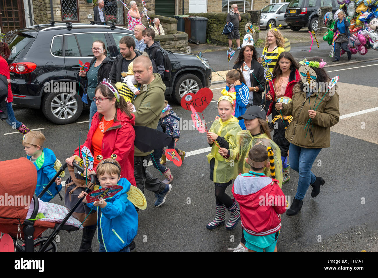 Parade am Dorf Karneval, Charlesworth, Derbyshire, England. Stockfoto