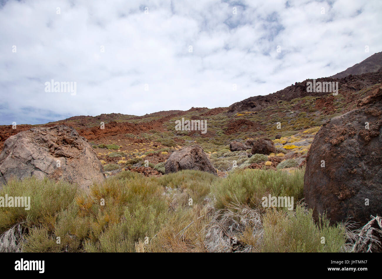 Kanarischen Inseln, Teneriffa, dunkle Lava Kugeln Huevos del Teide, Eiern Teide auf der Süd-West-hängen des Vulkans Stockfoto