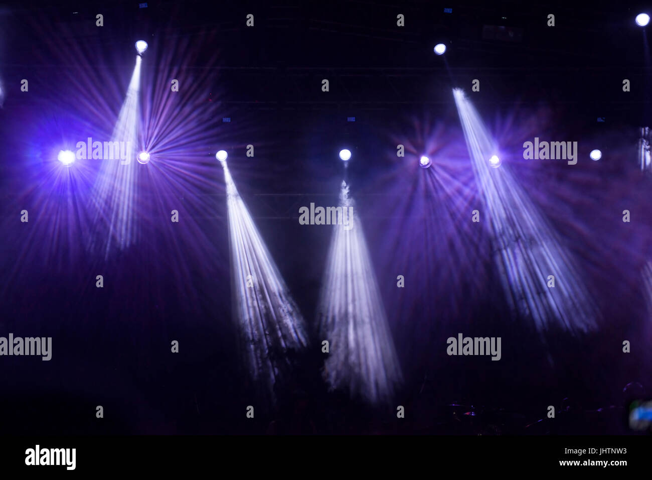 Bunte Bühnenbeleuchtung Stockfoto