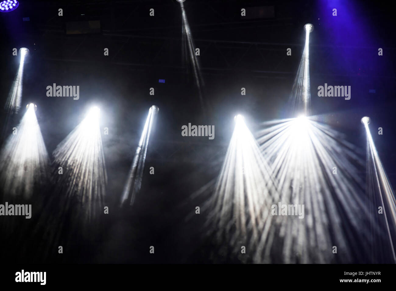 Bunte Bühnenbeleuchtung Stockfoto