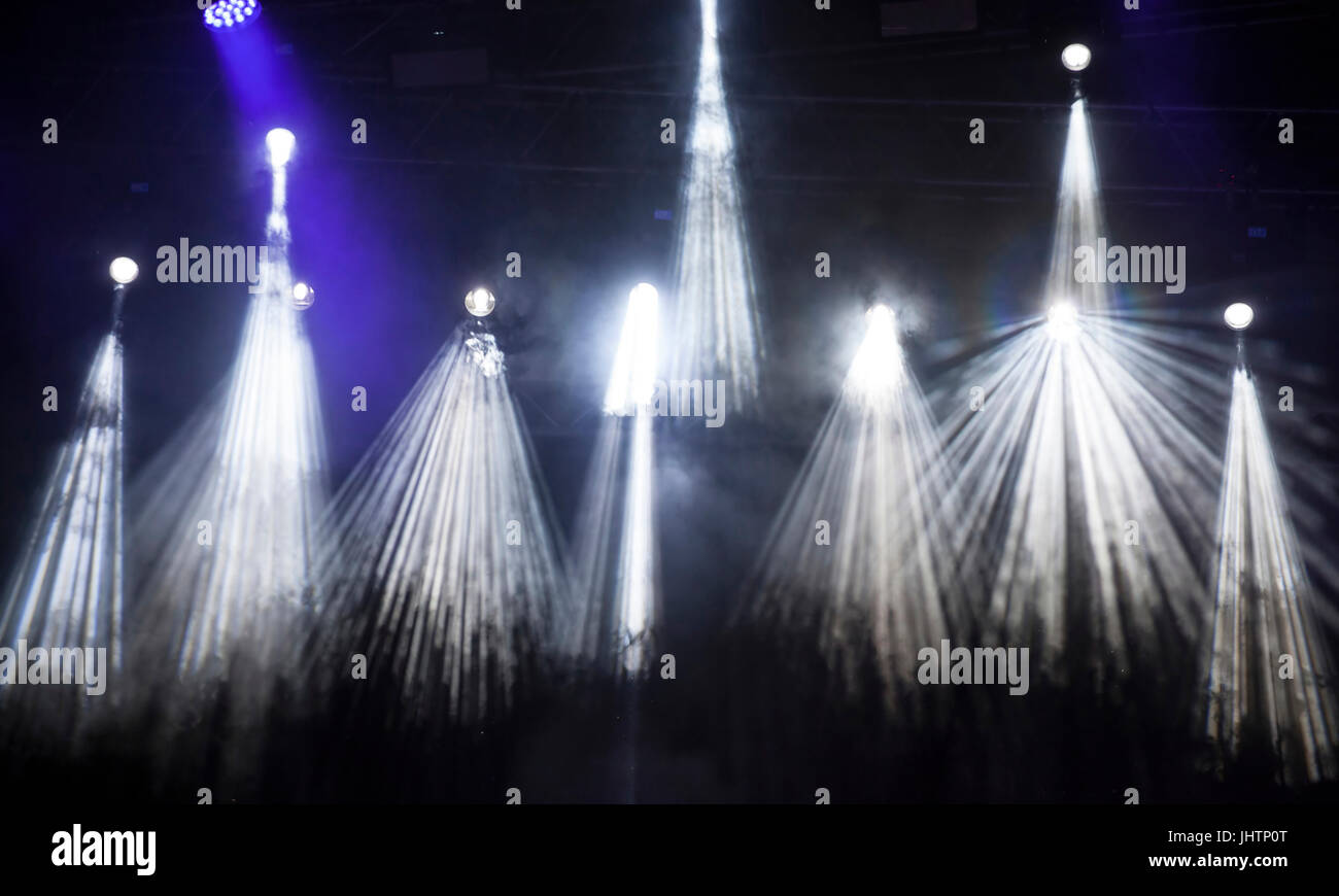 Bunte Bühnenbeleuchtung Stockfoto