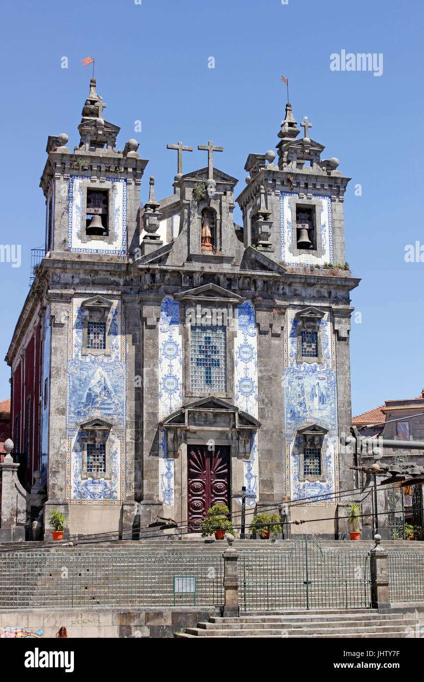 Azulejos gedeckte Fassade Sao Ildefonso Kirche Porto Portugal Stockfoto