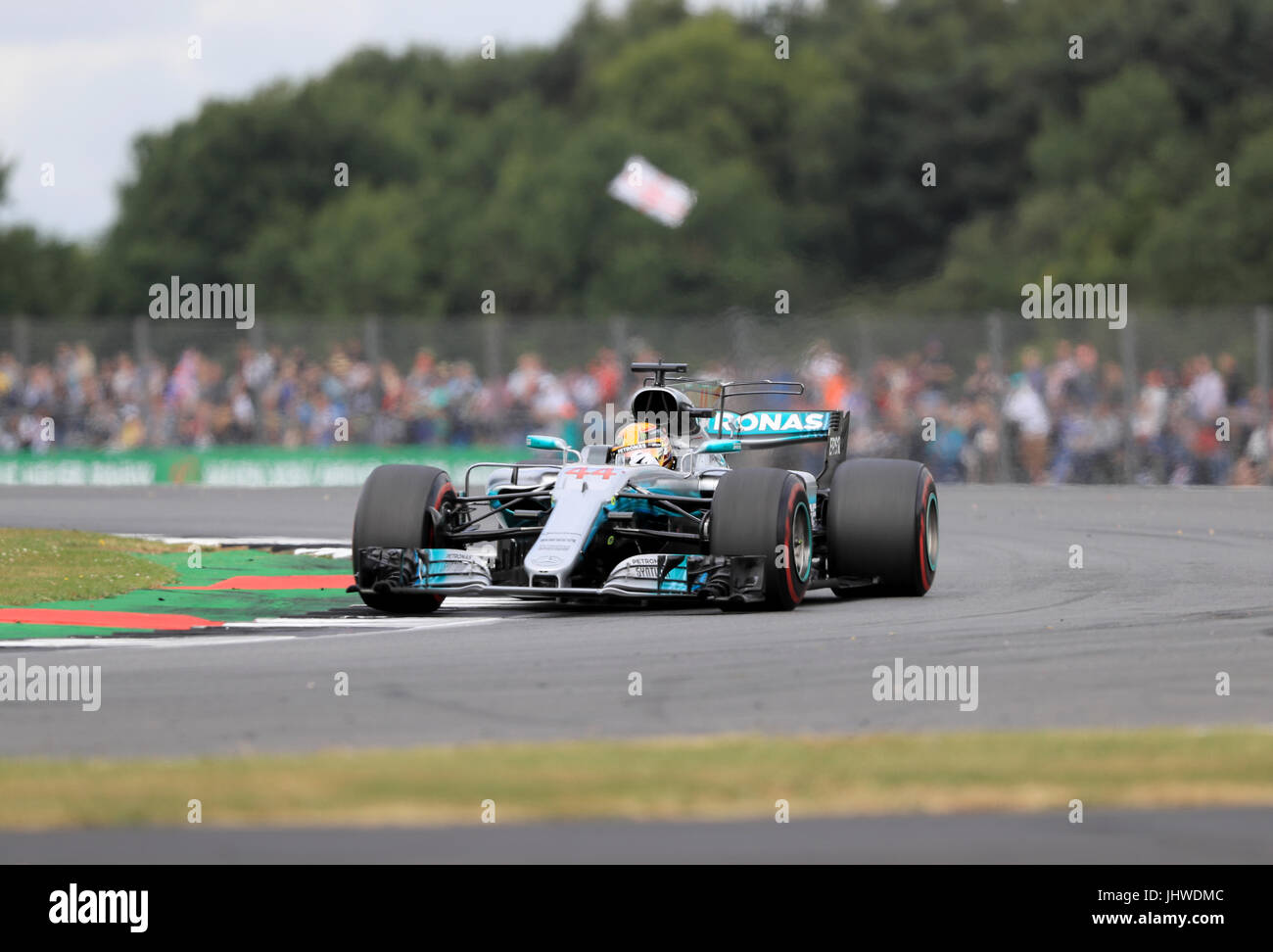 Mercedes Lewis Hamilton während der 2017 British Grand Prix in Silverstone, Towcester. PRESSEVERBAND Foto. Bild Datum: Sonntag, 16. Juli 2017. Siehe PA Geschichte AUTO Briten. Bildnachweis sollte lauten: Tim Goode/PA Wire. Einschränkungen: Nur zur redaktionellen Verwendung. Kommerzielle Nutzung mit vorheriger Zustimmung von Teams. Stockfoto