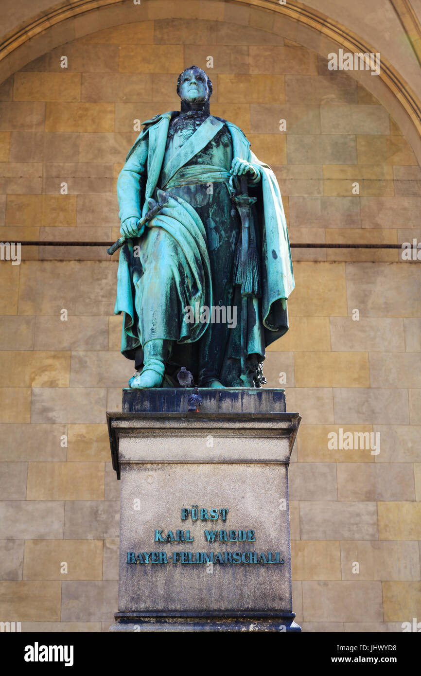 Feldmarschall Karl Philipp von Wrede-Statue in der Feldherrnhalle, Odeonsplatz, München, Bayern, Deutschland Stockfoto