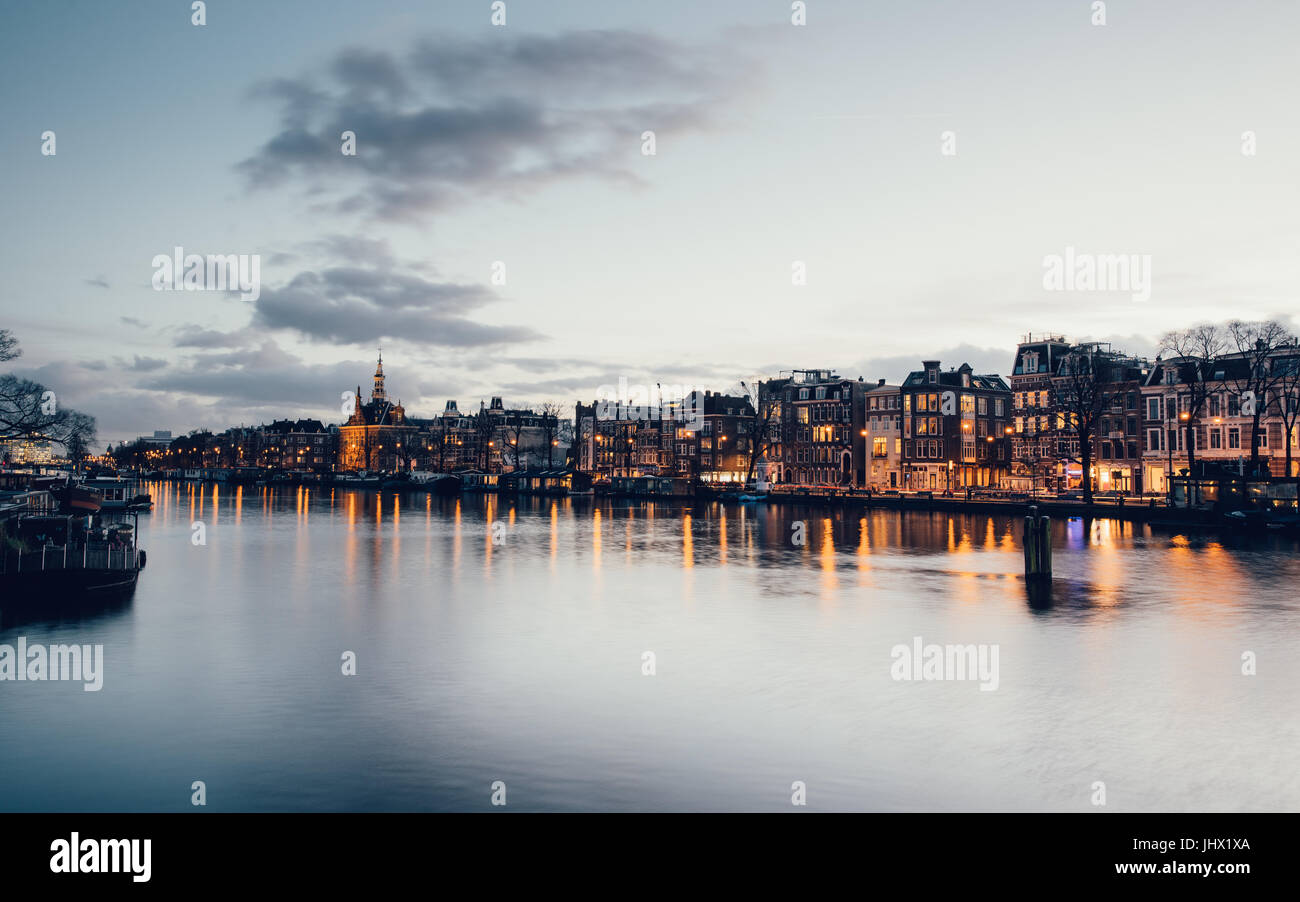 Amsterdam-Sonnenuntergang-Kanal Stockfoto
