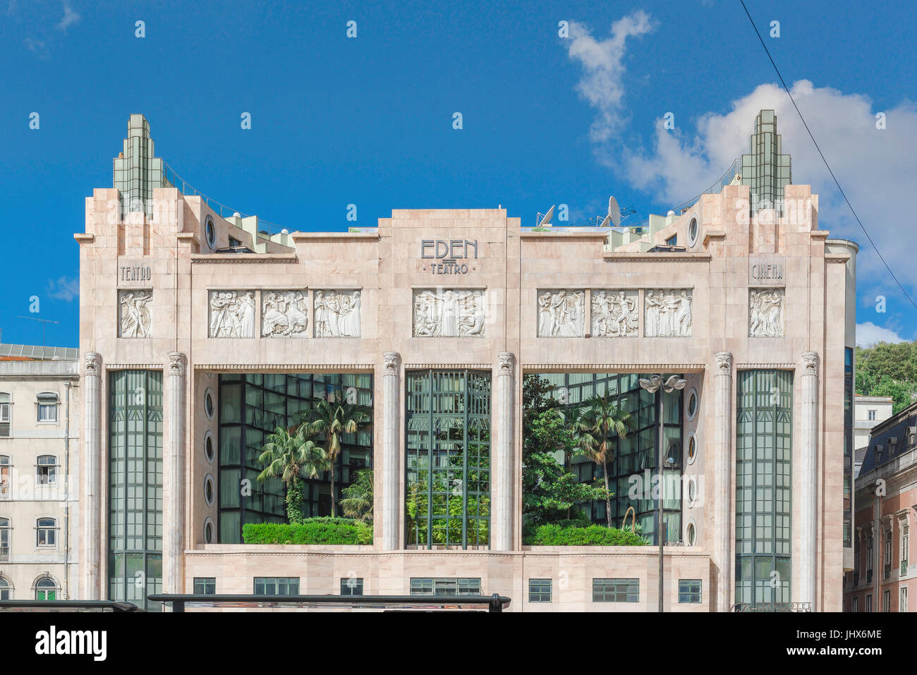 Lissabon Hotel, Blick auf das Eden Hotel im Praca dos Restauradores ist ein bemerkenswertes Beispiel für Art-Deco-Architektur in der Stadt Lissabon, Portugal. Stockfoto