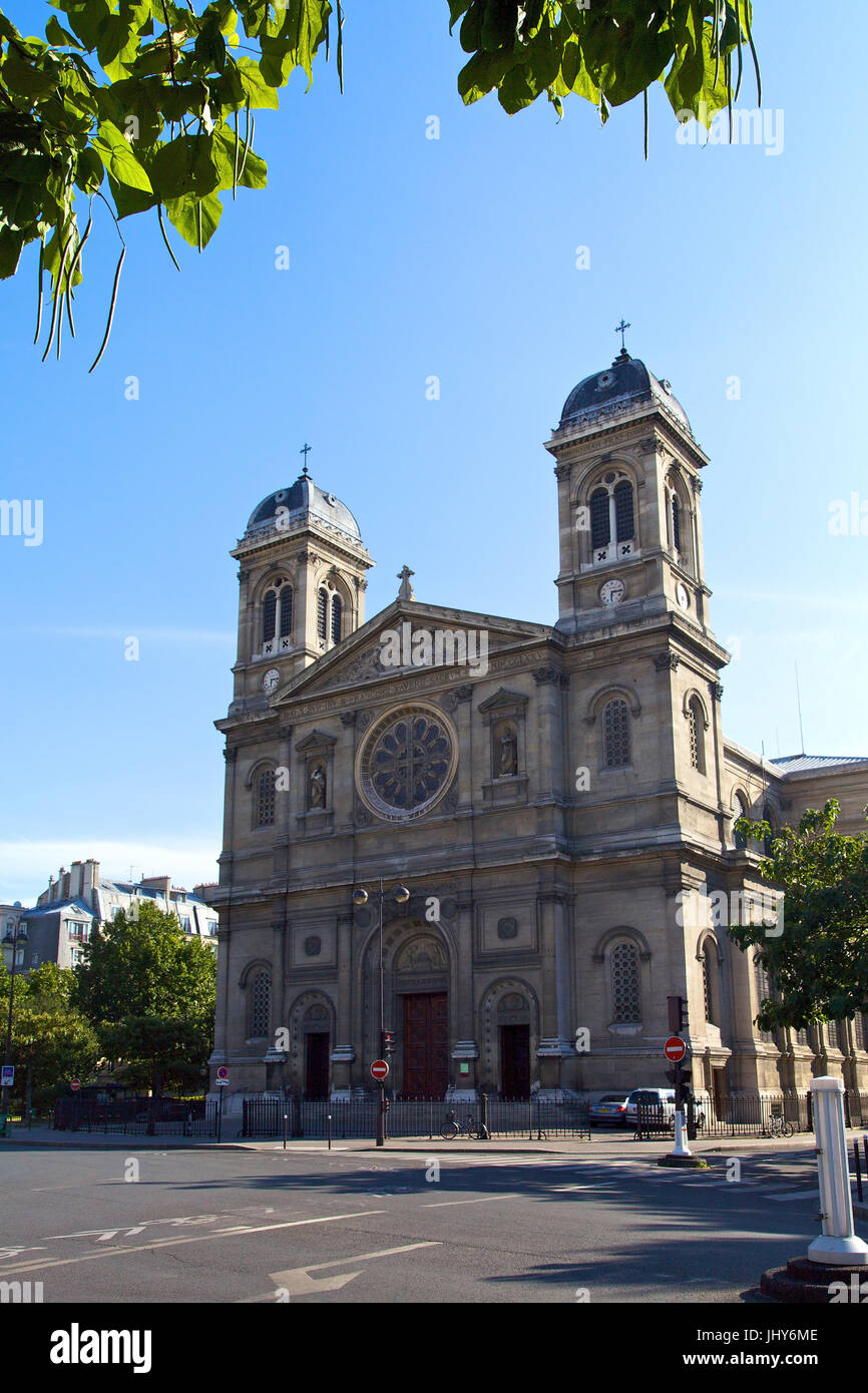 Kirche Saint Francois Xavier in der Avenue de Villars, Paris, Frankreich - Kirche Saint Francois Xavier, Paris, Frankreich, Kirche St. Francois Xavier eine der Av Stockfoto