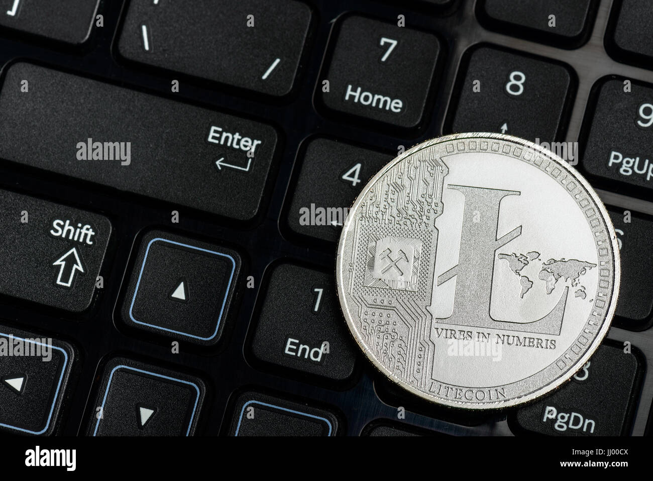 Litecoin Symbol Münze virtuelle Währung auf Tastatur Stockfoto