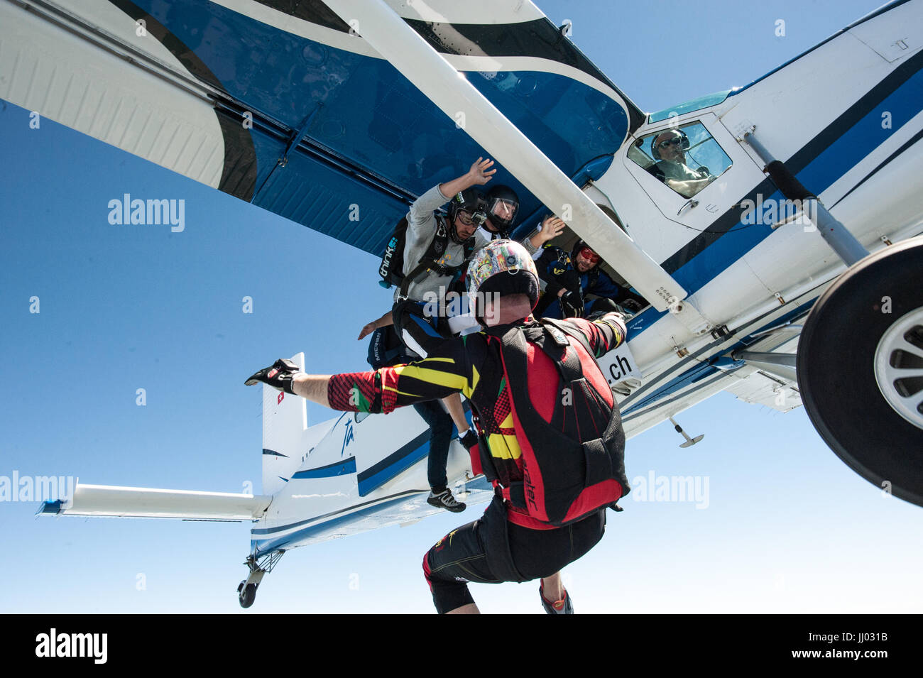 Fallschirmspringer Fallschirmspringer beenden eine Pilatus Porter für einen Spaß springen Stockfoto