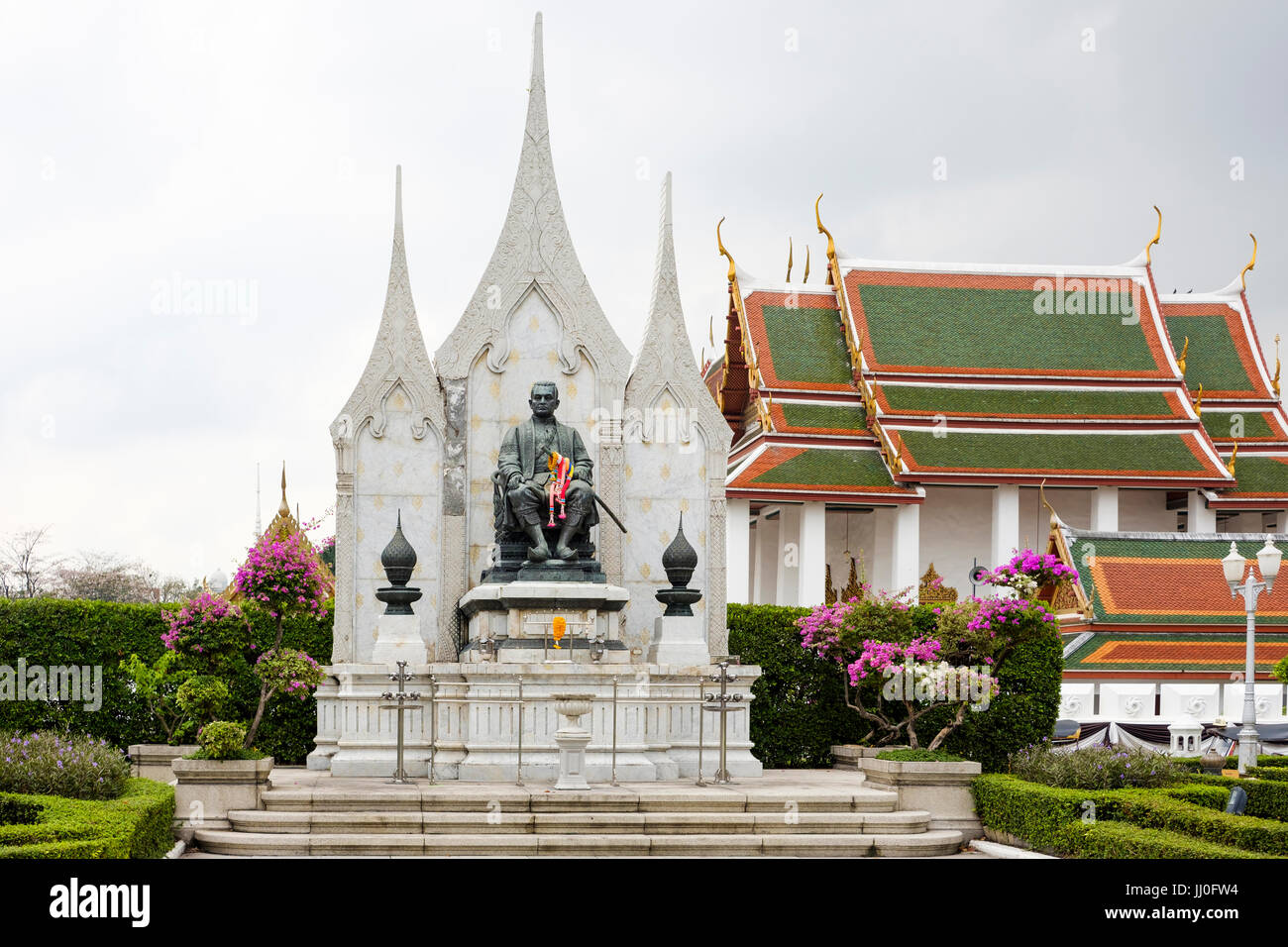 König Rama III Memorial, an der Ecke der Ratchadamnoen Klang Rd und Maha Chai Road, Phra Nakhon Bezirk, Bangkok, Thailand. Stockfoto