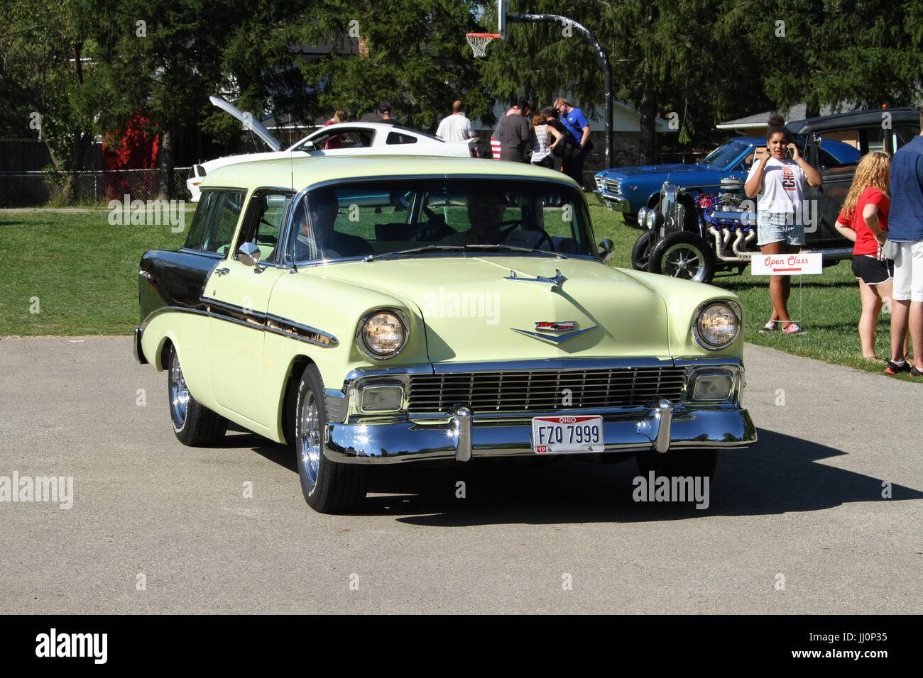 Auto-1956 Chevrolet Bel Air Nomad. Beavercreek-Popcorn-Festival Auto-Show. Beavercreek Popcorn Festival, Beavercreek, Dayton, Ohio, USA. FZQ7999 Stockfoto