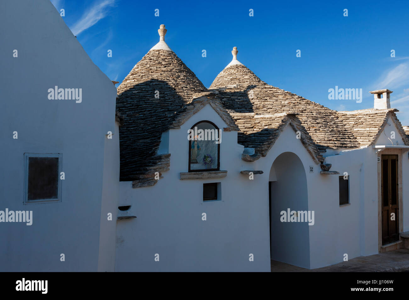 Trulli auf über Giuseppe Verdi, Aia Piccola, Alberobello, Apulien Stockfoto