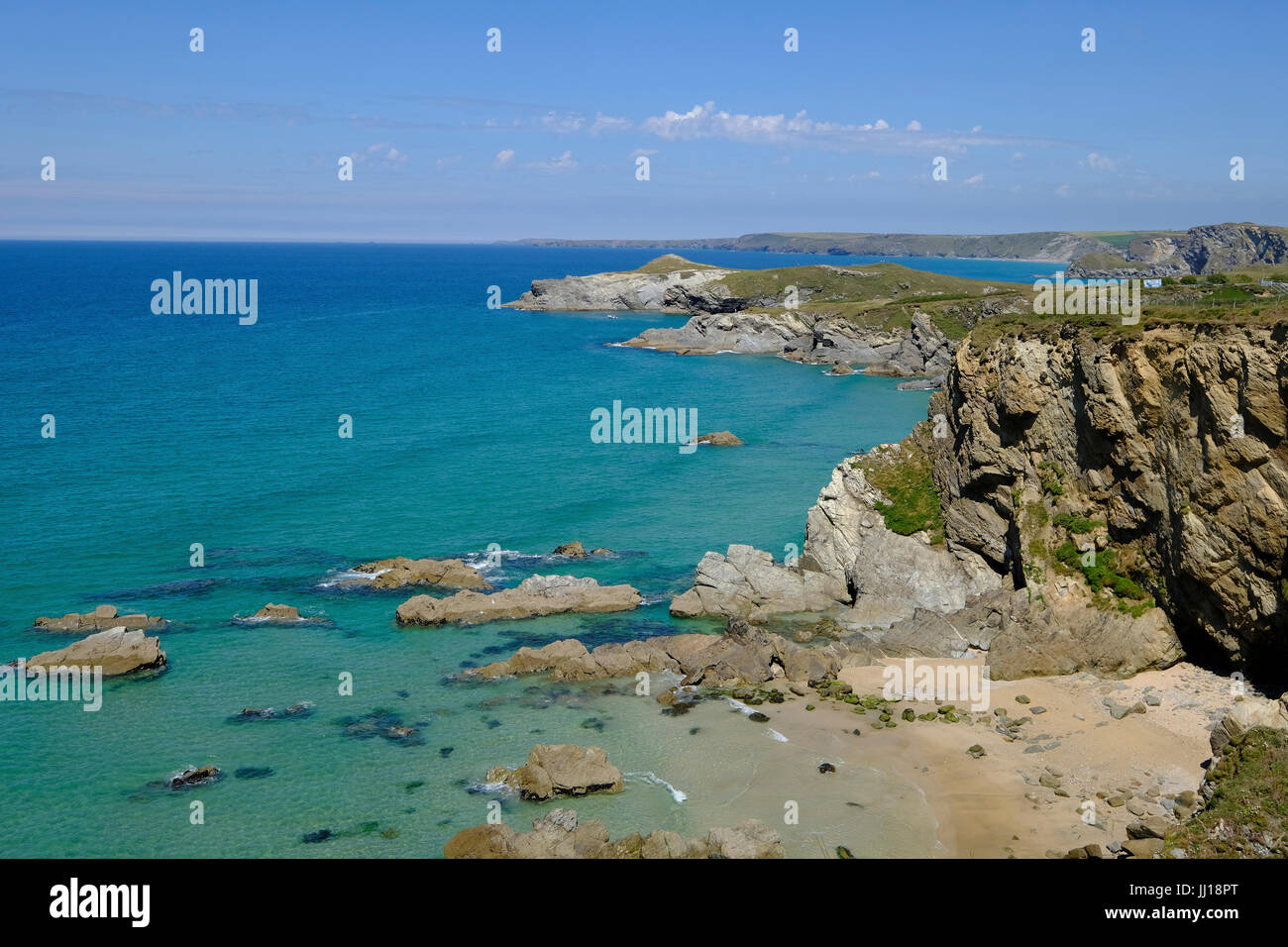 Die zerklüftete Küste von Cornwall in Newquay Stockfoto