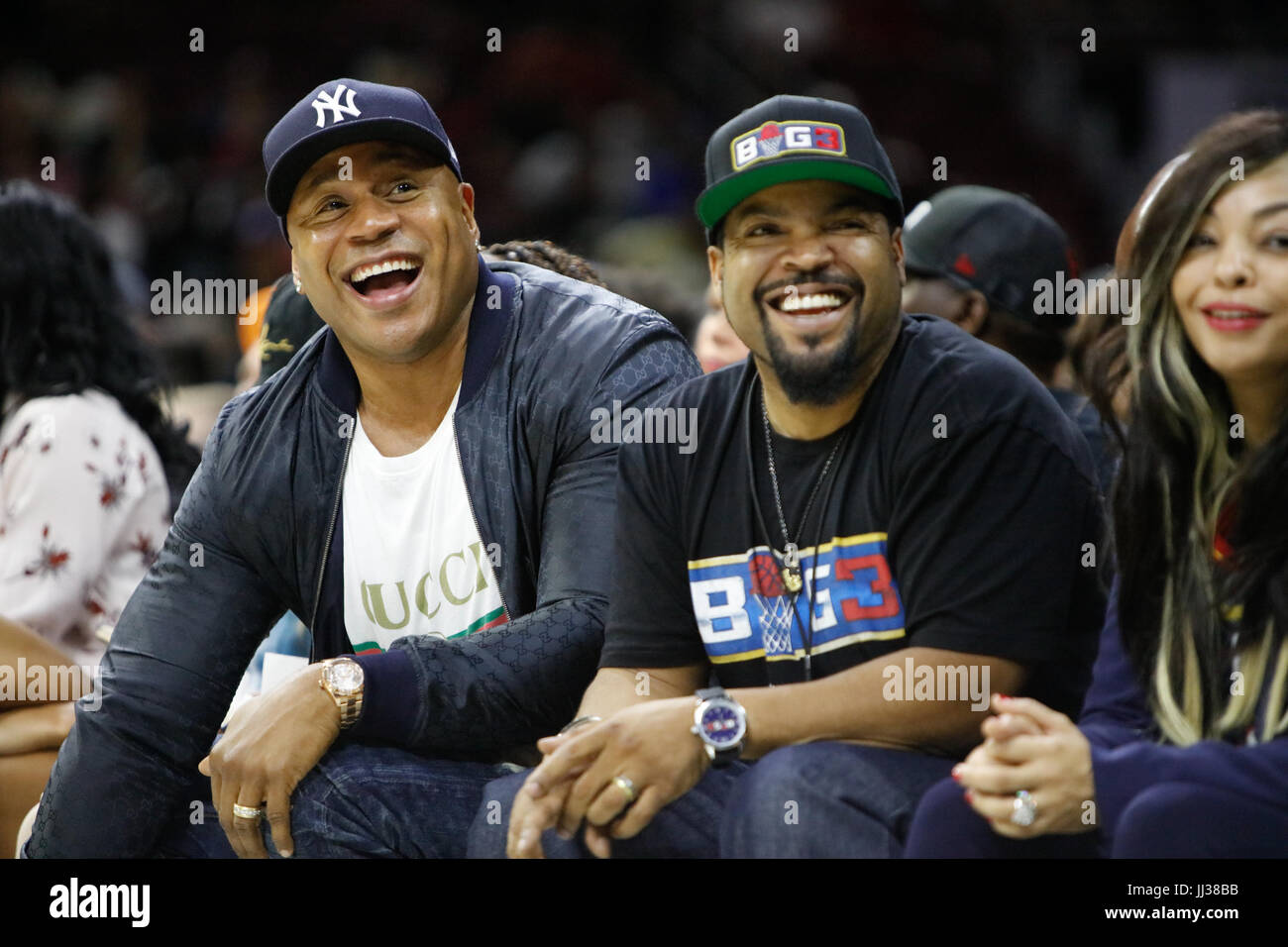 Ll cool j Ice Cube besuchen Big 3 Liga phiily, Pa 7/16/17. Stockfoto