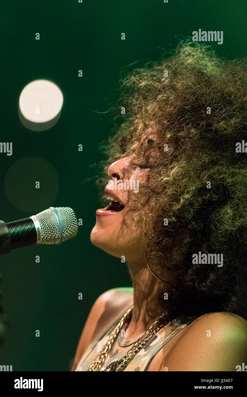 Cartagena, Spanien. 17. Juli 2017. Sängerin Kandace Federn in La Mar de Músicas Festival. Bildnachweis: ABEL F. ROS/Alamy Live-Nachrichten Stockfoto