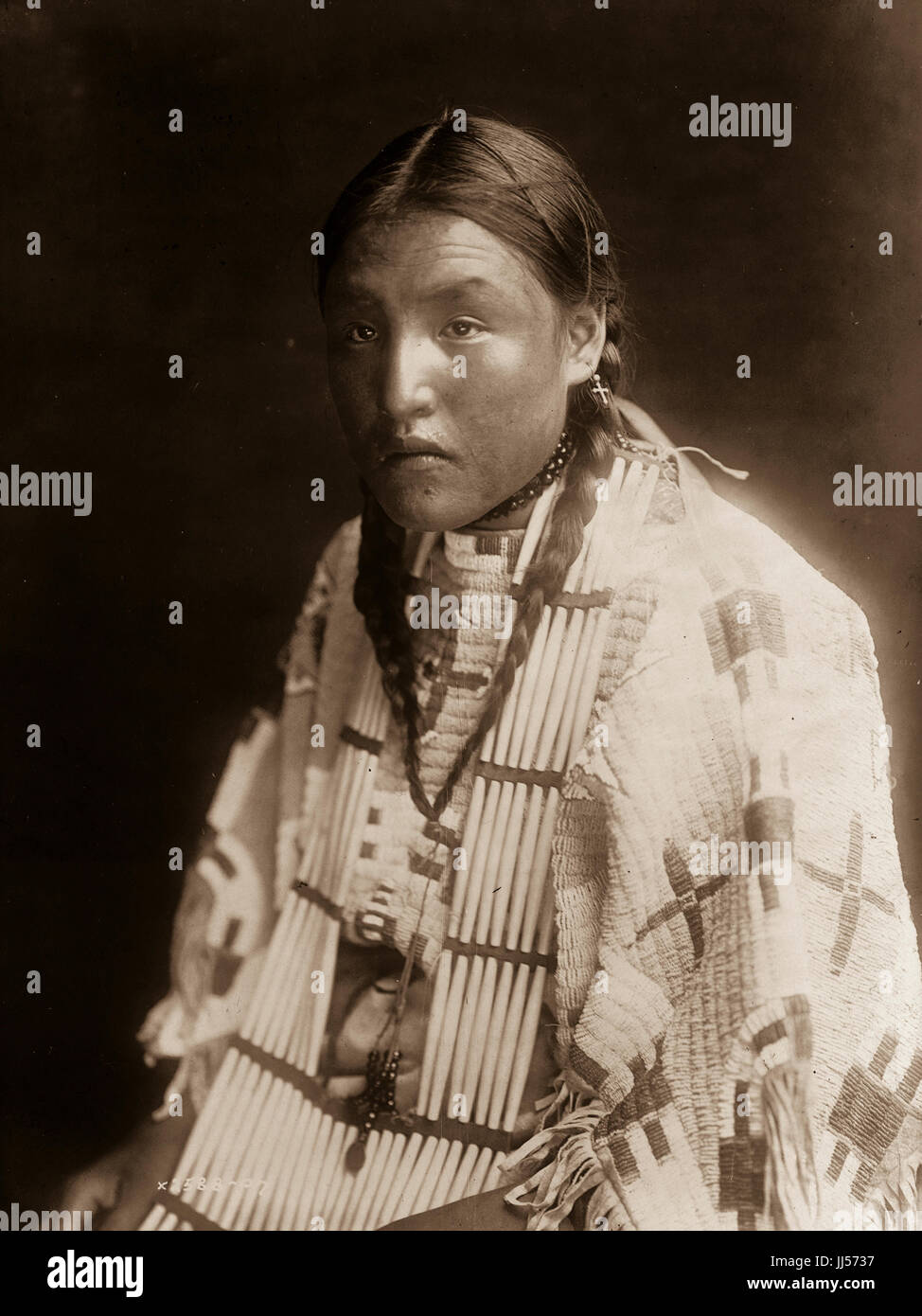 Die Porträts und Landschaften von Edward S. Curtis 1868 - 1952-Fokus auf den indianischen Stämmen des Pazifischen Nordwestens. Fotografien von Edward Sheriff Curtis. Stockfoto