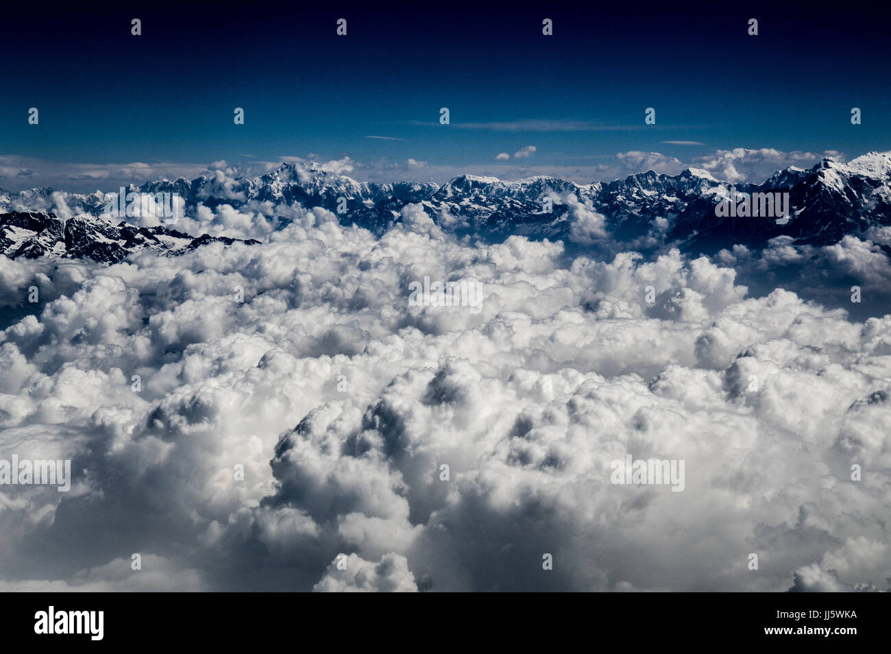 Luftaufnahme des Himalaya-Gebirge von einem Flugzeug Stockfoto