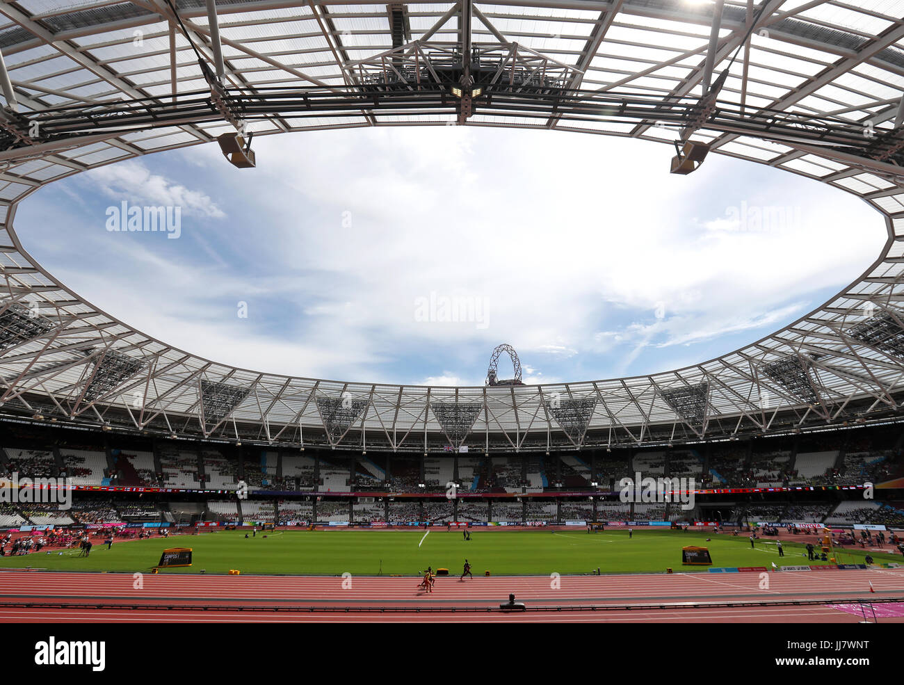 Aktion von der Frauen 100m T11 Runde 1 Wärme 2/2 tagsüber fünf der 2017 Para Leichtathletik-Weltmeisterschaft in London Stadium. Stockfoto