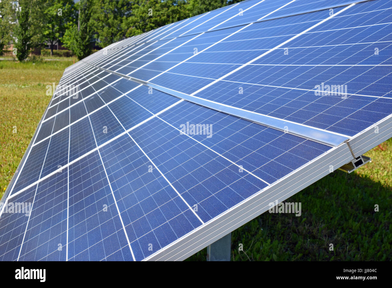 Nahaufnahme von Solarzellen. Stockfoto