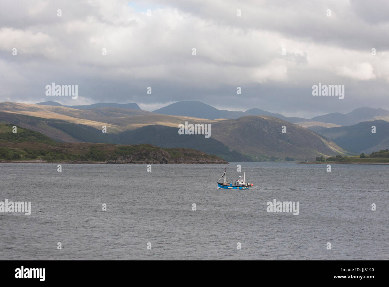 Fischerboot auf Loch Broom Ullapool, Ross-shire, Scottish Highlands, Schottland, Vereinigtes Königreich Stockfoto
