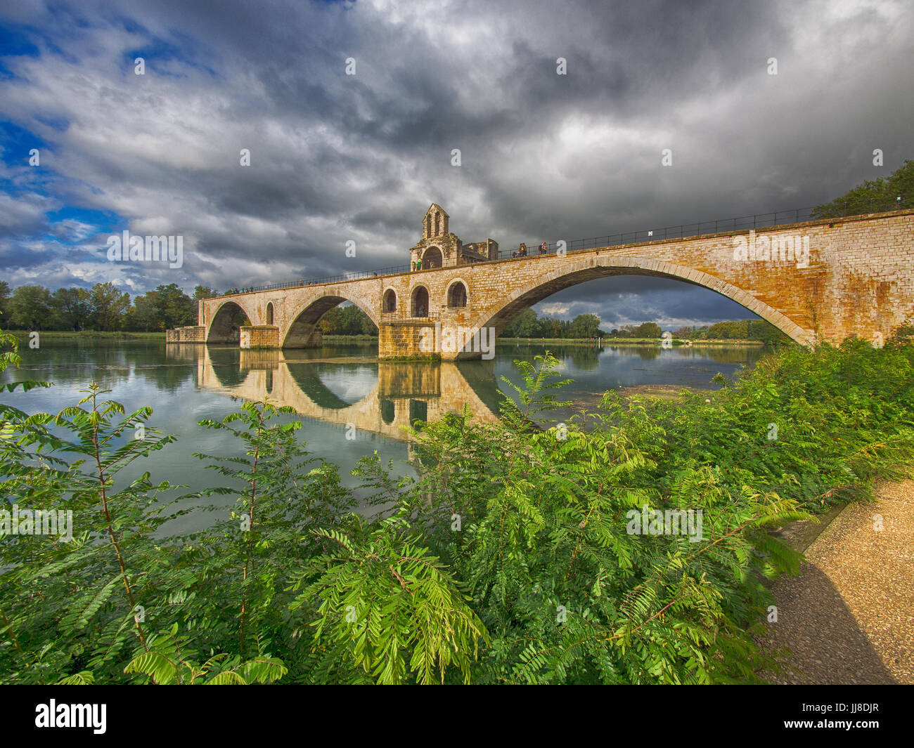 Die Pont d ' Avignon in Avignon, Frankreich Stockfoto