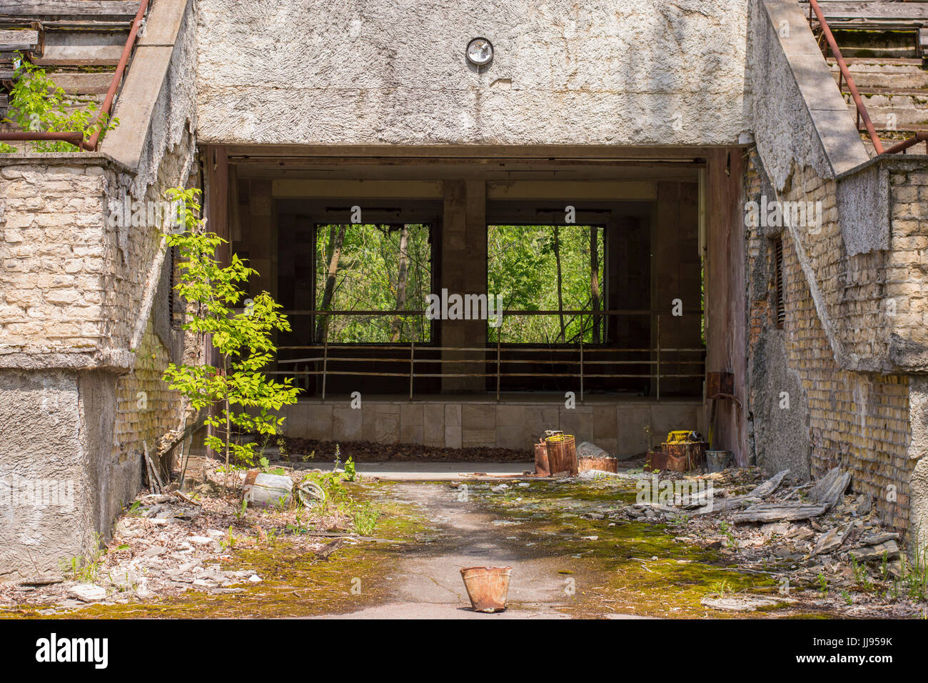 Verlassenen Stadion in Geisterstadt Pripjat in der Sperrzone von Tschernobyl Stockfoto