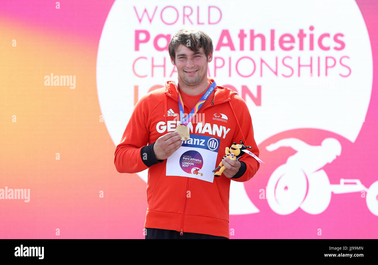 Deutschlands Sebastian Dietz mit seiner Goldmedaille nach die Männer Kugelstoßen F36 letzte Tag fünf der 2017 Para Leichtathletik-Weltmeisterschaften in London Stadion. Stockfoto
