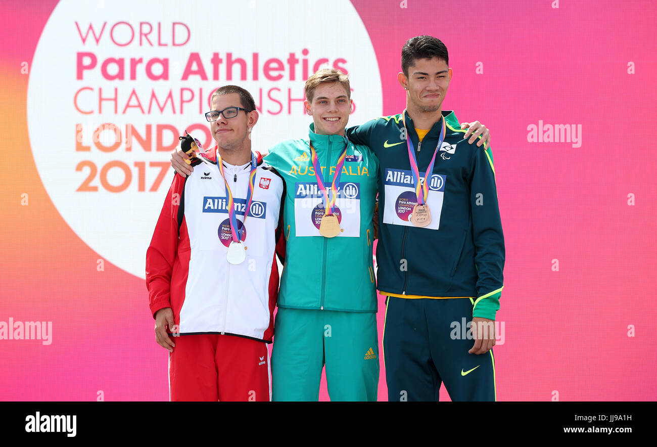 Australiens James Turner (Mitte), Polens Krzysztof Ciuksza (links) und Brasiliens Rodrigo Parreira da Silva mit ihren Medaillen nach der Männer 200 m-Finale T36 tagsüber fünf der 2017 Para Leichtathletik-Weltmeisterschaften in London Stadion. Stockfoto