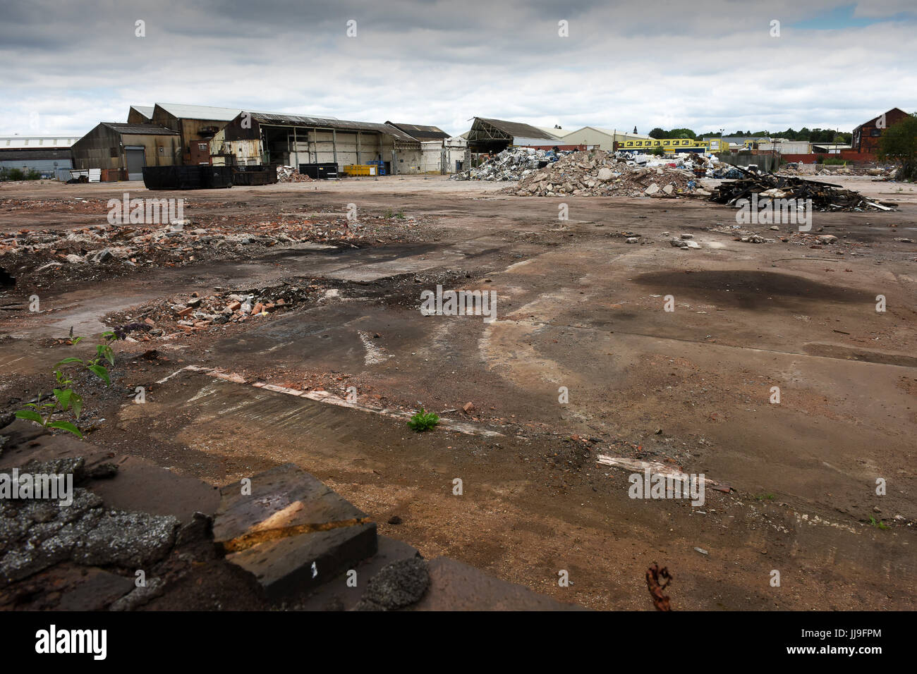 Geräumte ehemalige industrielle Werksgelände in Smethwick in West Midlands. Stockfoto